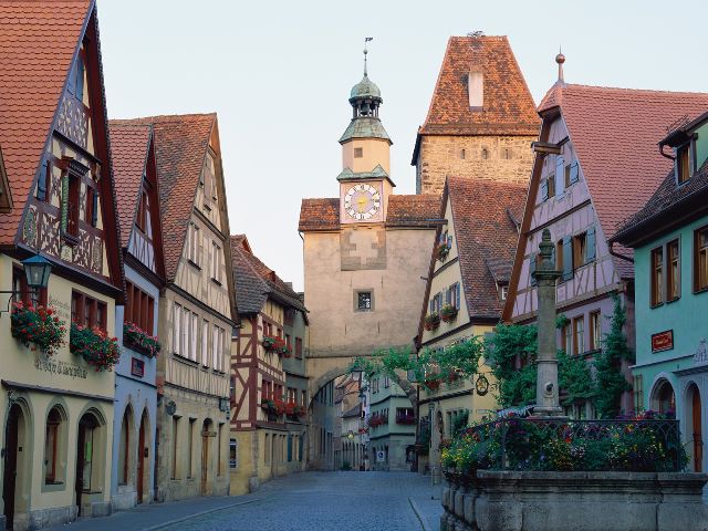 a large brick building